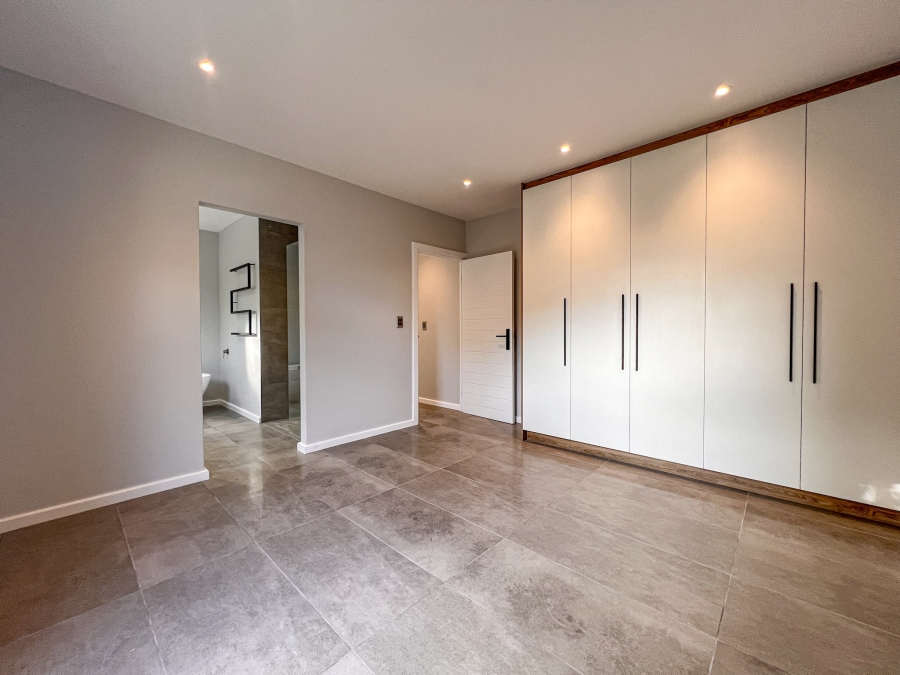 3 Bedroom Property for Sale in Country Club Western Cape